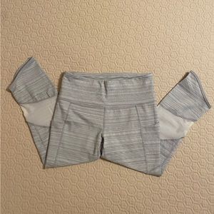 ATHLETA | Mesh Capri Yoga Tights Leggings Sz. S Small Petite